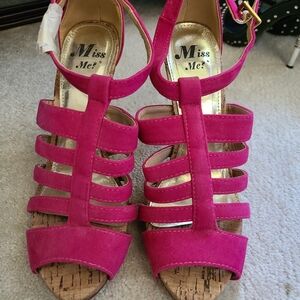 Miss Me Women's Fuchsia Strappy Sandals